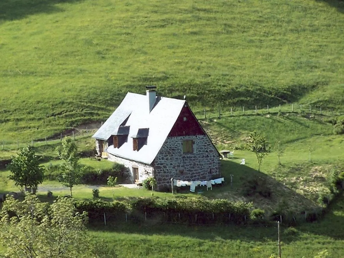 Holiday home Maison De Montagne Avec Jardin, 3 Chambres Pres Super-Lioran - Fr-1-742-79 Thiezac