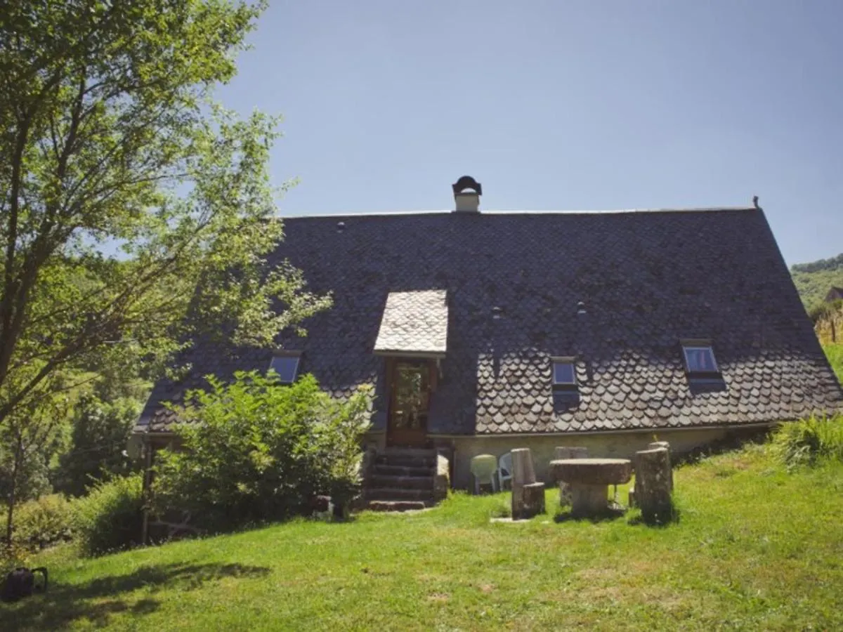 Maison De Montagne Avec Jardin, 3 Chambres Pres Super-Lioran - Fr-1-742-79 Thiezac