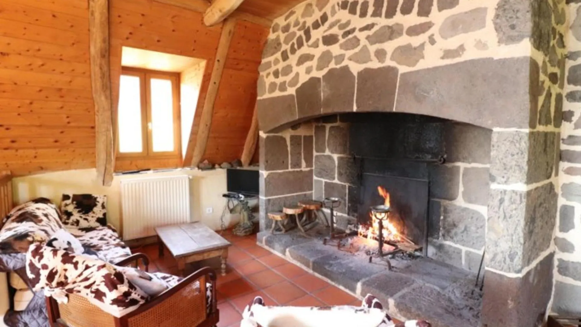 Holiday home Maison De Montagne Avec Jardin, 3 Chambres Pres Super-Lioran - Fr-1-742-79 Thiezac